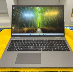 New Laptop Dell Precision 3541 16GB Intel Core I7 SSD 1T