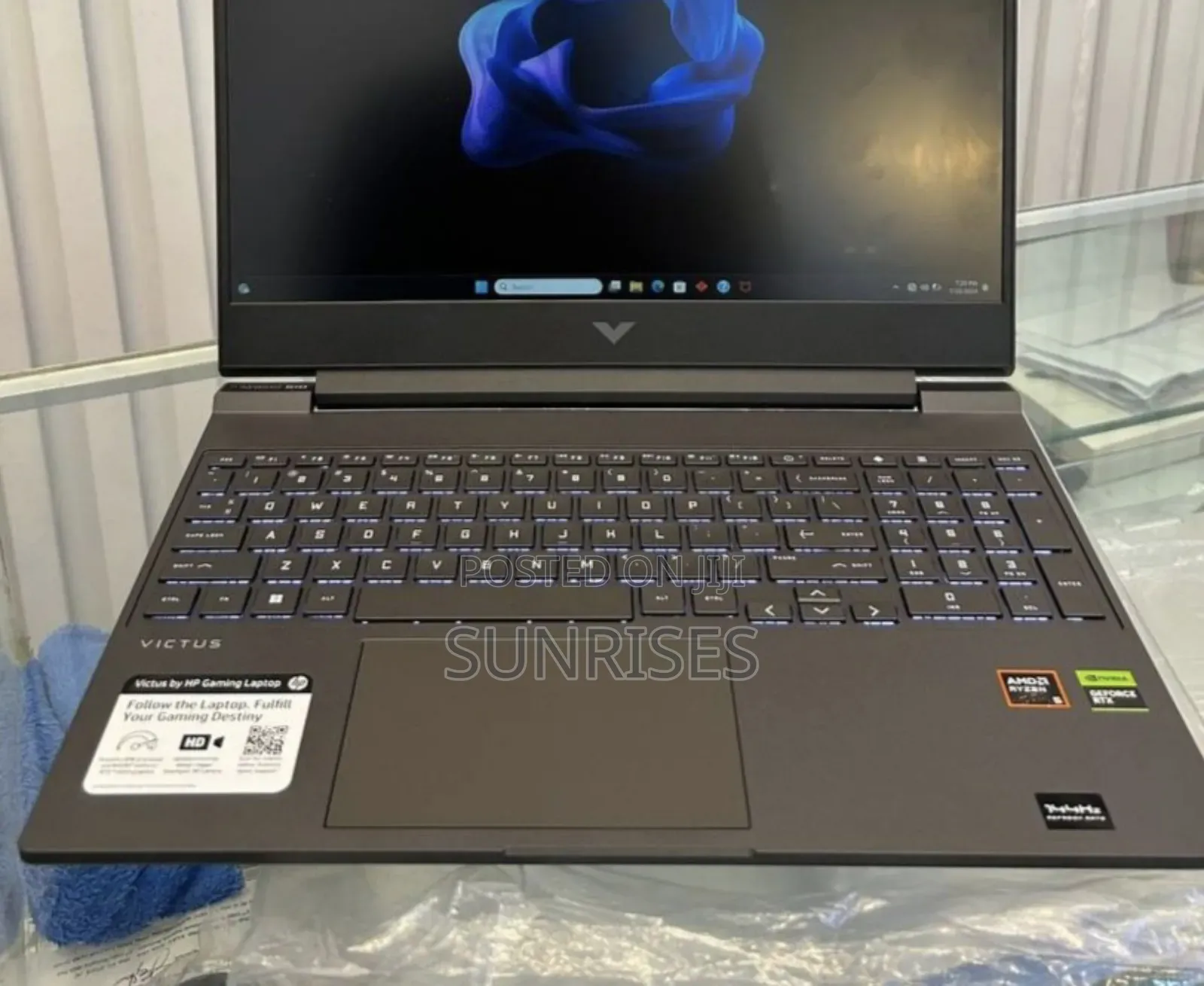 New Laptop HP Victus 16 16GB AMD Ryzen 5 SSD 512GB