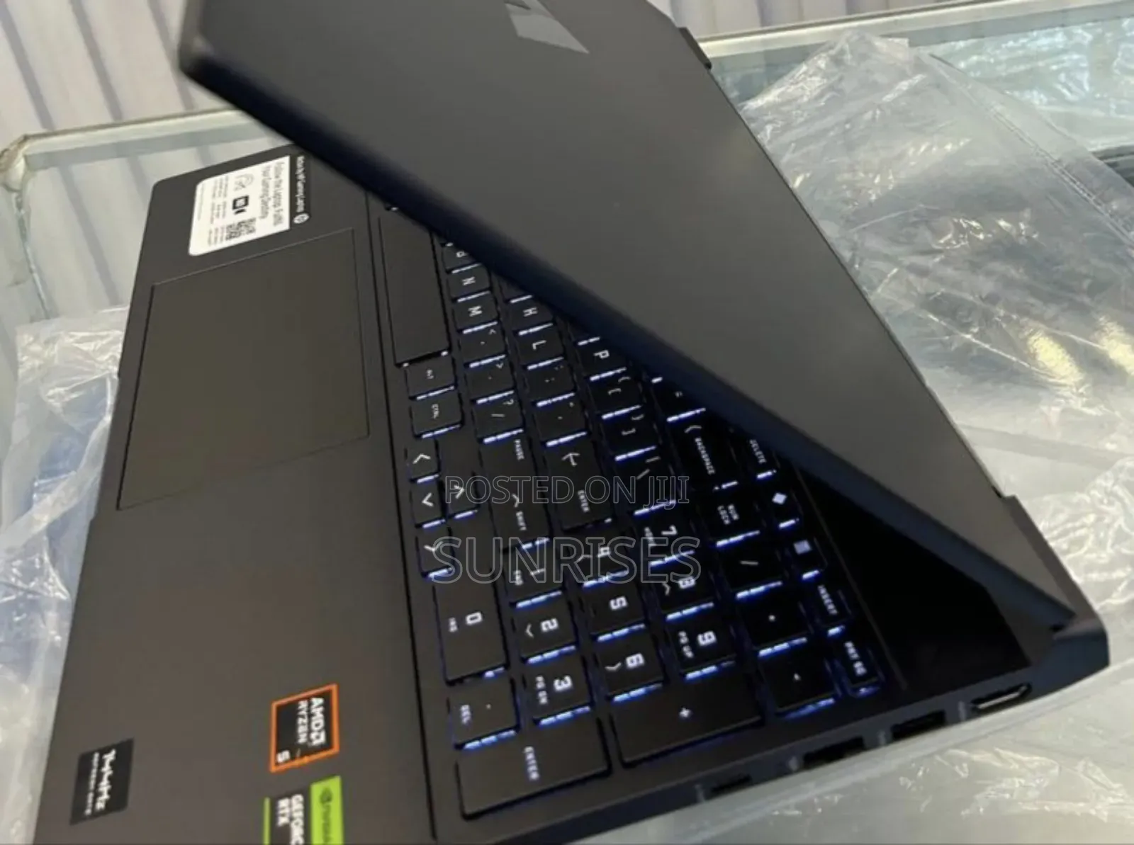 New Laptop HP Victus 16 16GB AMD Ryzen 5 SSD 512GB