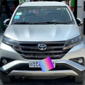 Photo - Toyota Rush 2023 Silver