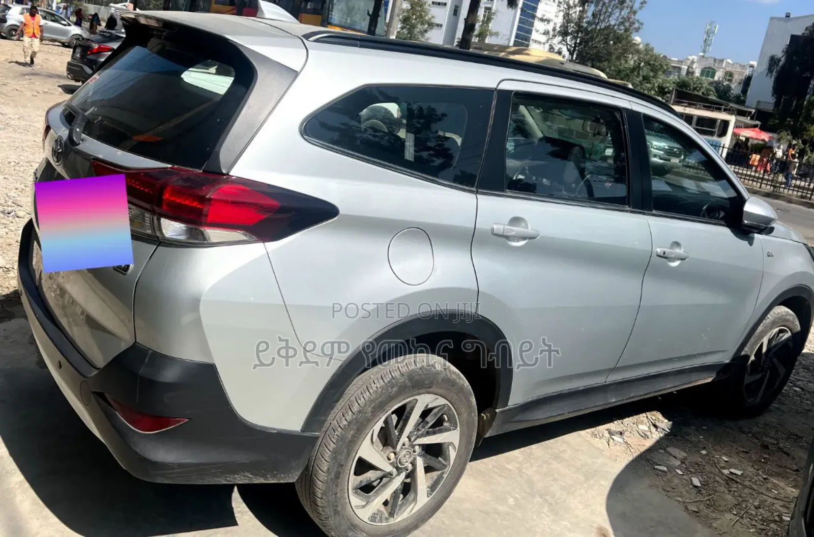 Toyota Rush 2023 Silver