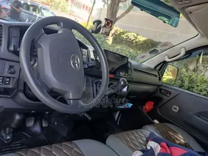 Photo - Toyota HiAce 2021 White