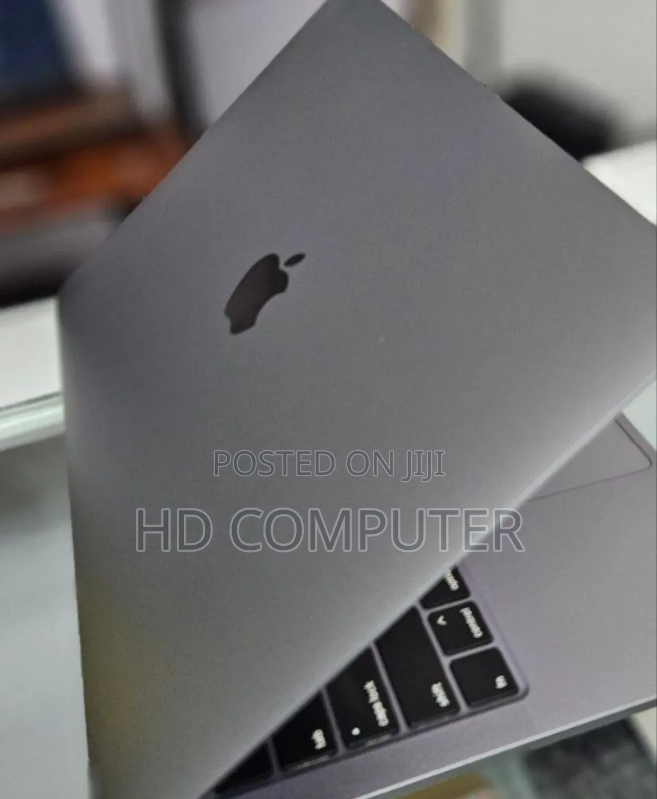 New Laptop Apple MacBook Pro 2019 16GB Intel Core I7 SSD 512GB