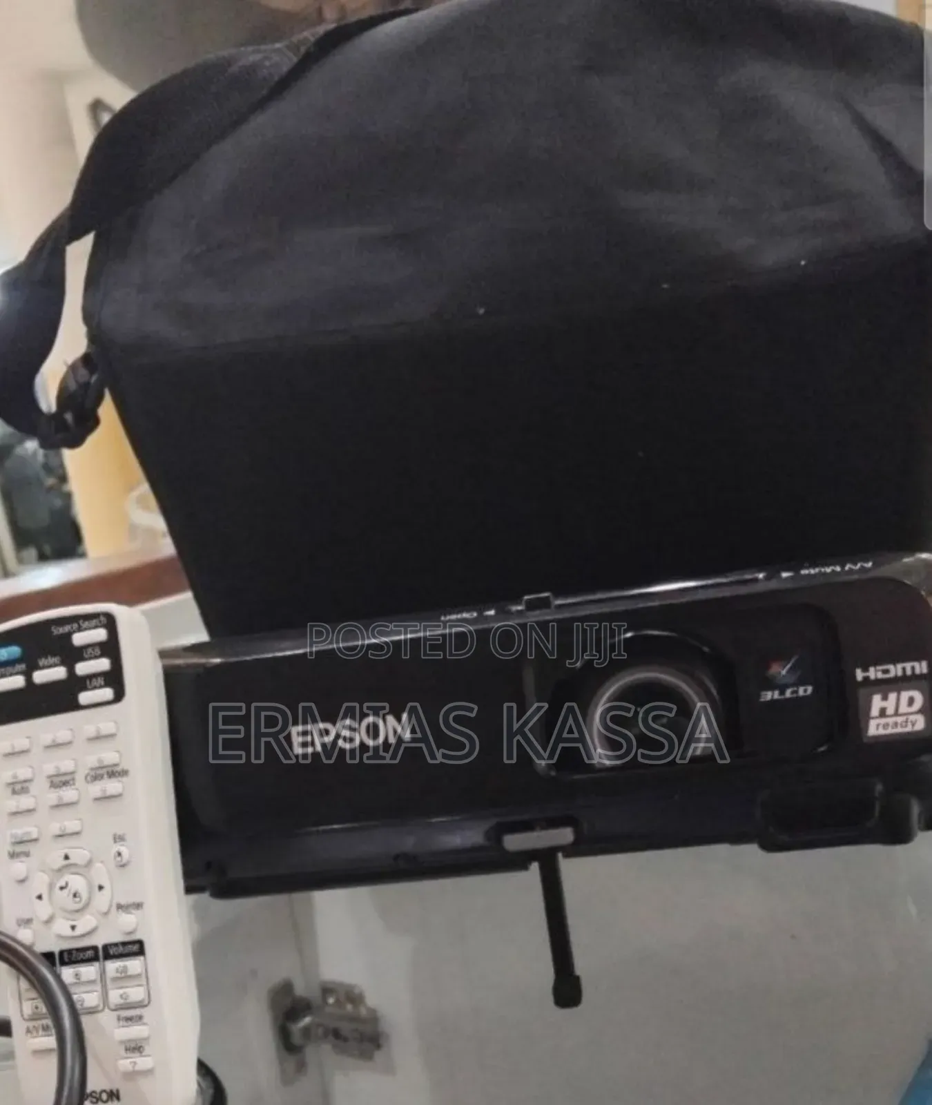 Epson Projector ET-TW490 With Bag and Remote
