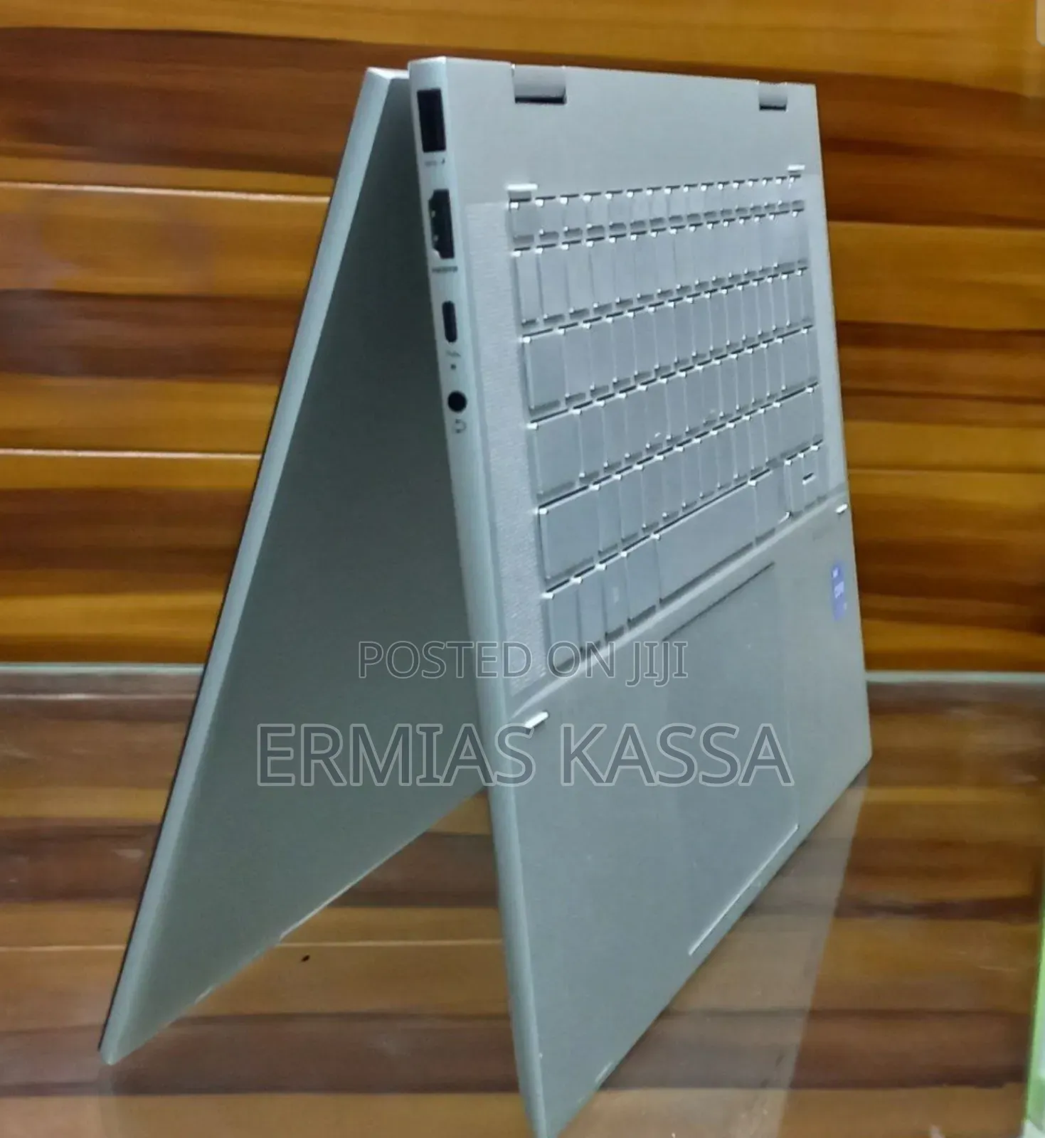 New Laptop HP Envy X360 15t 8GB Intel Core I7 SSD 1T