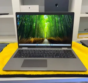 Photo - New Laptop Dell Precision 15 3551 16GB Intel Core I7 SSD 1T