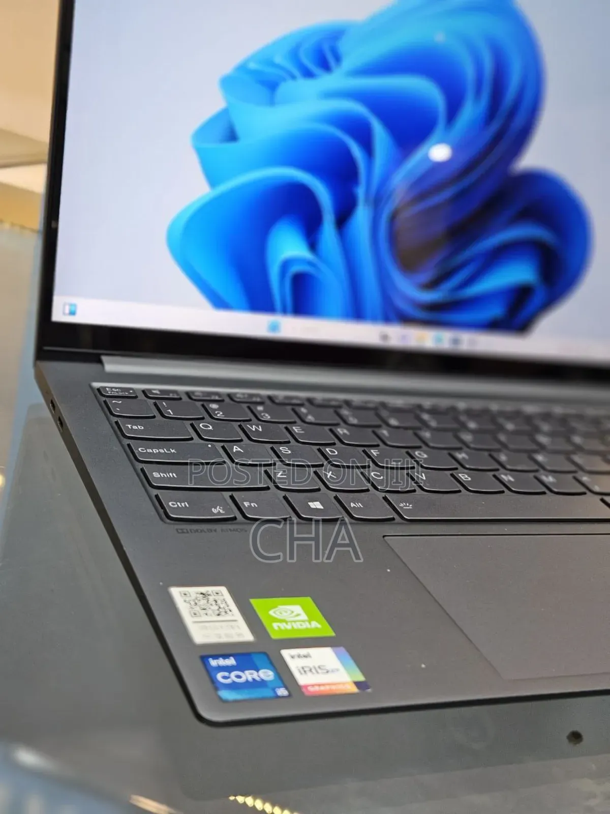 New Laptop Lenovo IdeaPad Yoga 11 16GB Intel Core I5 SSD 512GB