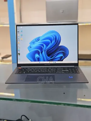 New Laptop Asus VivoBook 15 X505BA 16GB Intel Core I7 SSD 1T