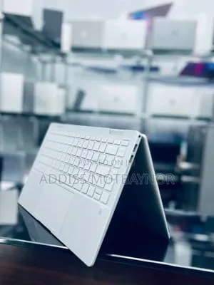 New Laptop HP Pavilion 15 8GB Intel Core I5 SSD 512GB