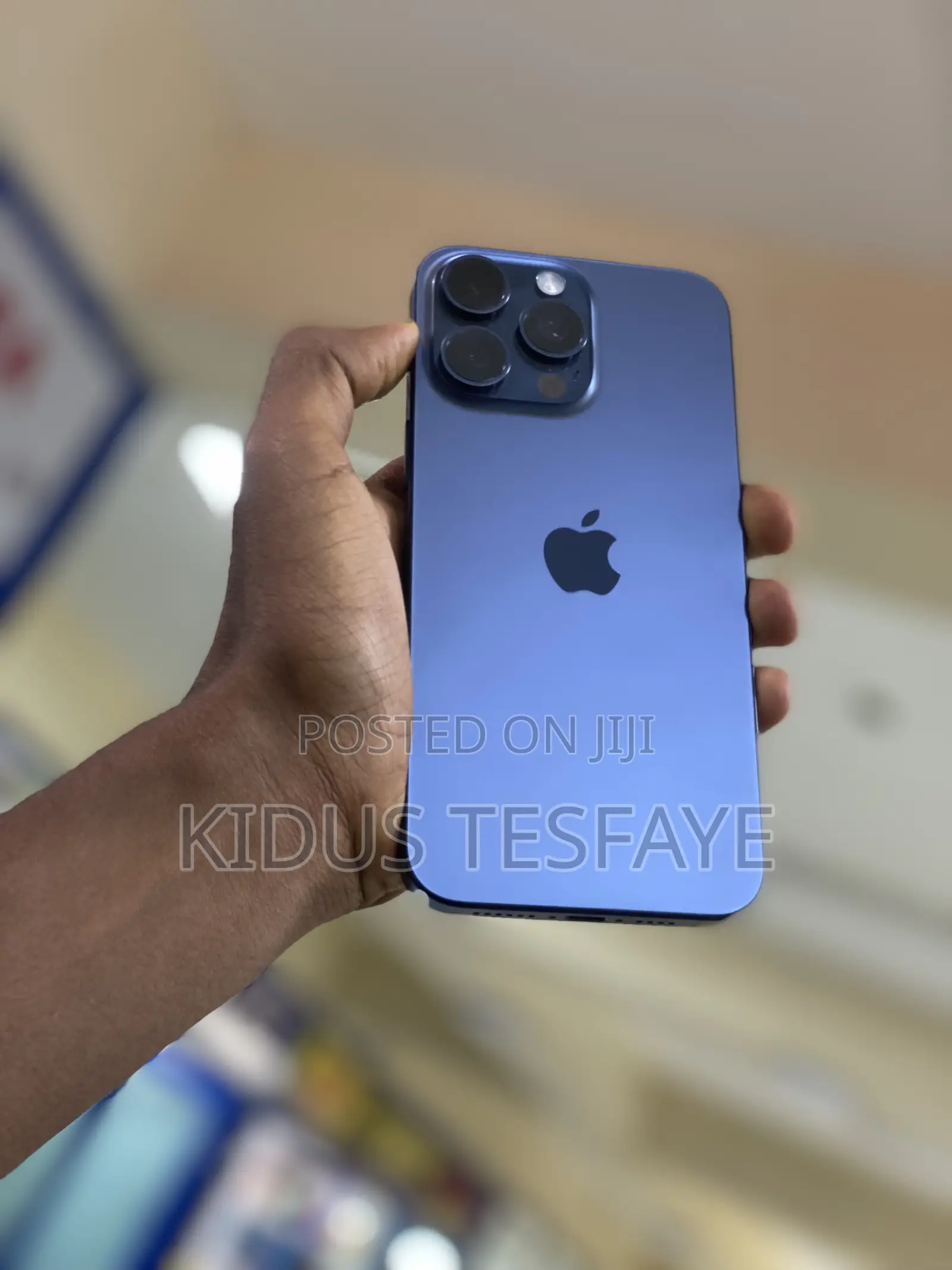 New Apple iPhone 15 Pro Max 256 GB Blue