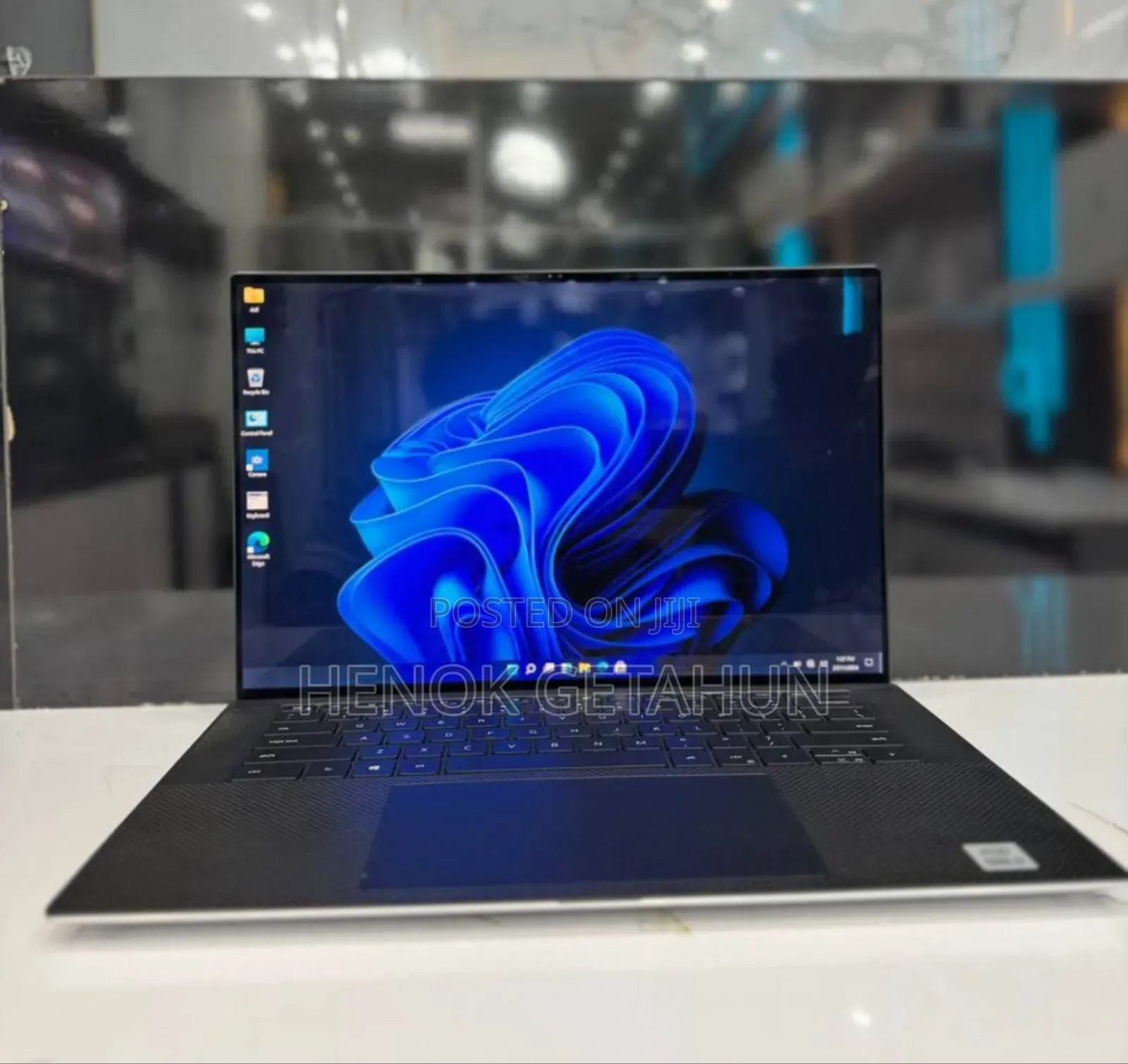 New Laptop Dell XPS 15 32GB Intel Core I7 SSD 512GB