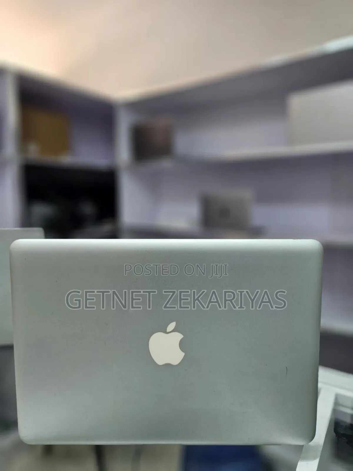 New Laptop Apple MacBook Pro 2011 4GB Intel Core I7 SSD 500GB