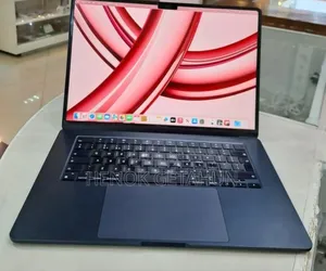 New Laptop Apple MacBook Air 2022 M2 8GB Apple M2 SSD 512GB