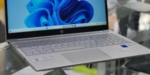 Photo - New Laptop HP Pavilion 15 16GB Intel Core I7 SSD 512GB