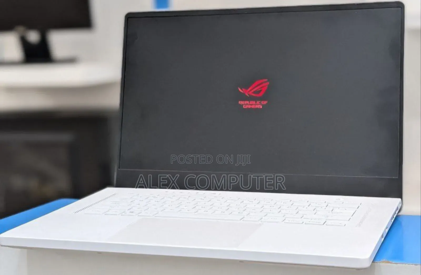 New Laptop Asus ROG Strix G15 16GB AMD Ryzen 9 SSD 1T