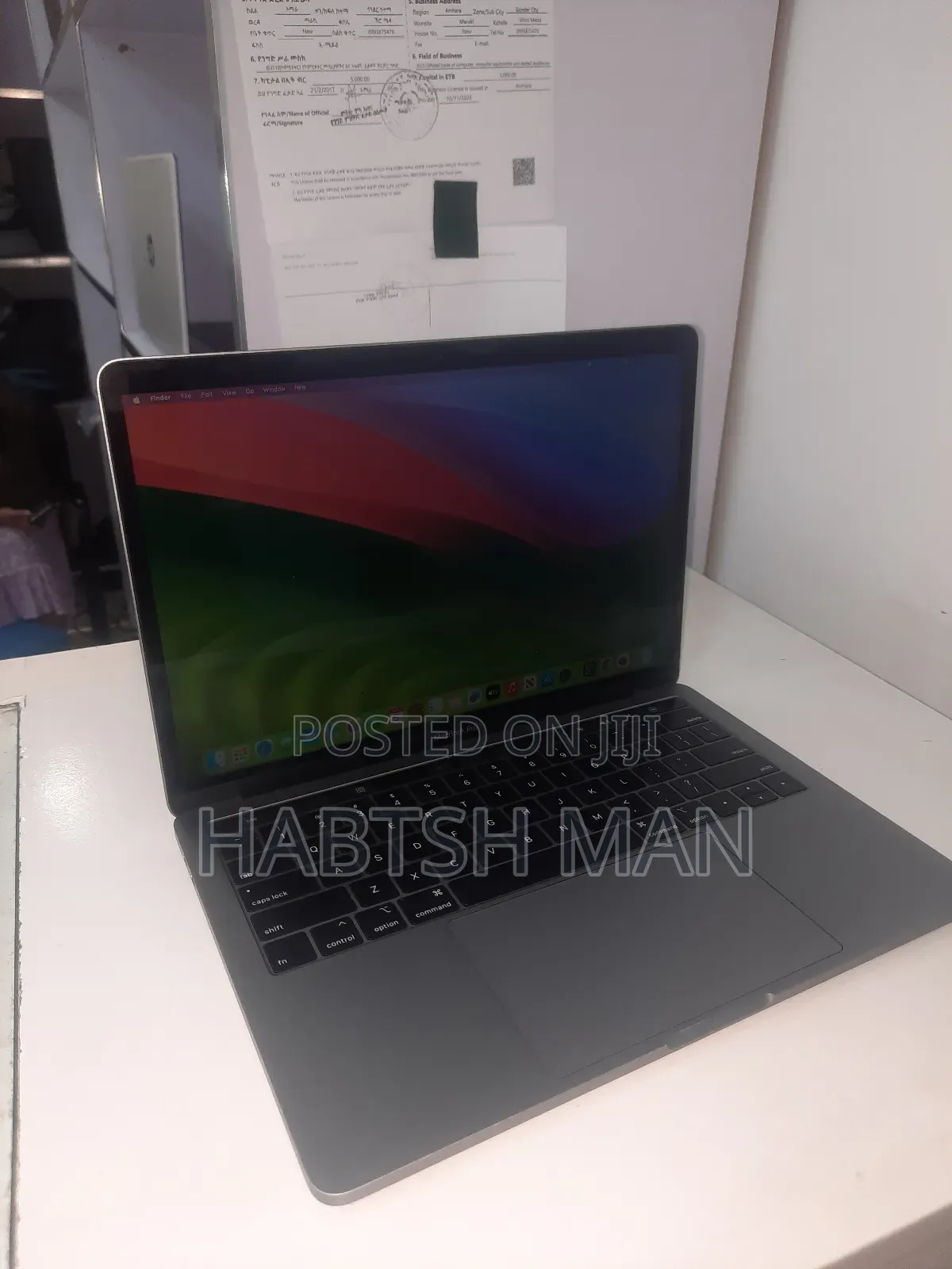 New Laptop Apple MacBook Pro 2019 8GB Intel Core I5 SSD 256GB