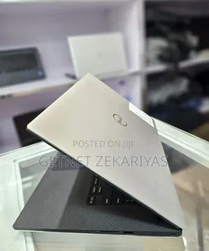 New Laptop Dell Precision 5540 32GB Intel Core I7 SSD 1T