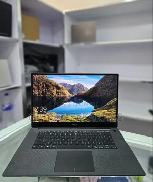 Photo - New Laptop Dell Precision 5540 32GB Intel Core I7 SSD 1T