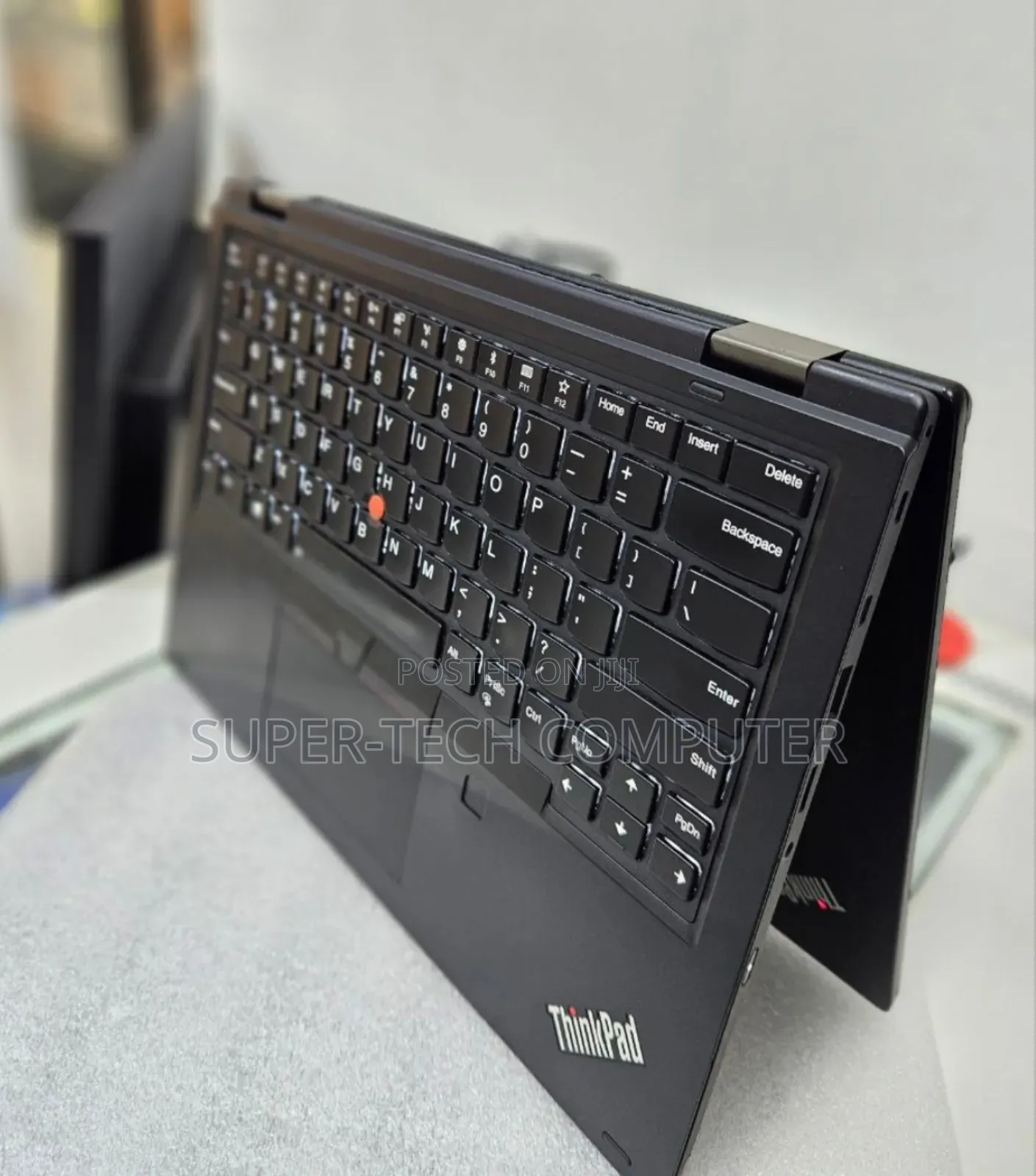 New Laptop Lenovo ThinkPad Yoga 370 8GB Intel Core I5 SSD 512GB