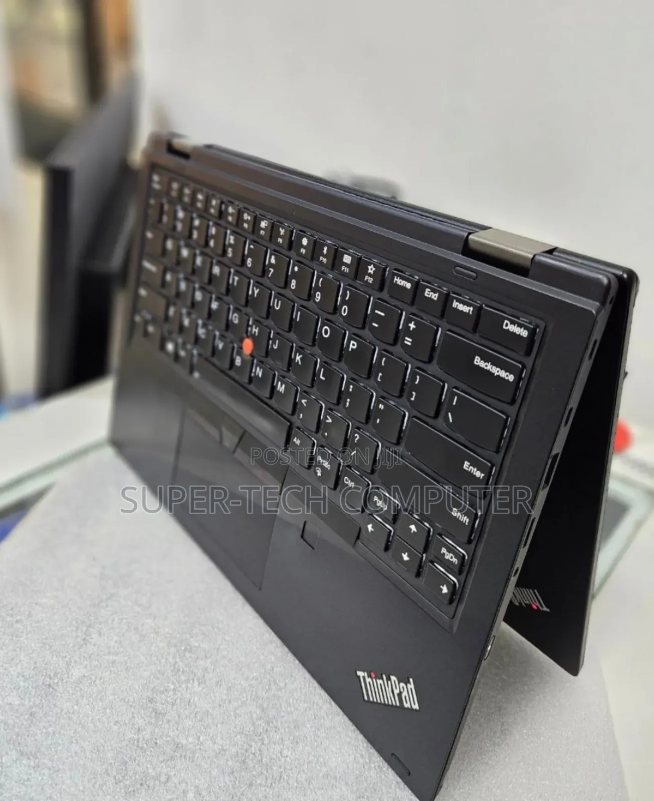 New Laptop Lenovo ThinkPad Yoga 370 8GB Intel Core I5 SSD 512GB