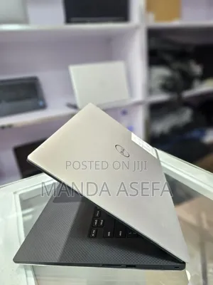 New Laptop Dell Precision 5540 32GB Intel Core I7 SSD 1T