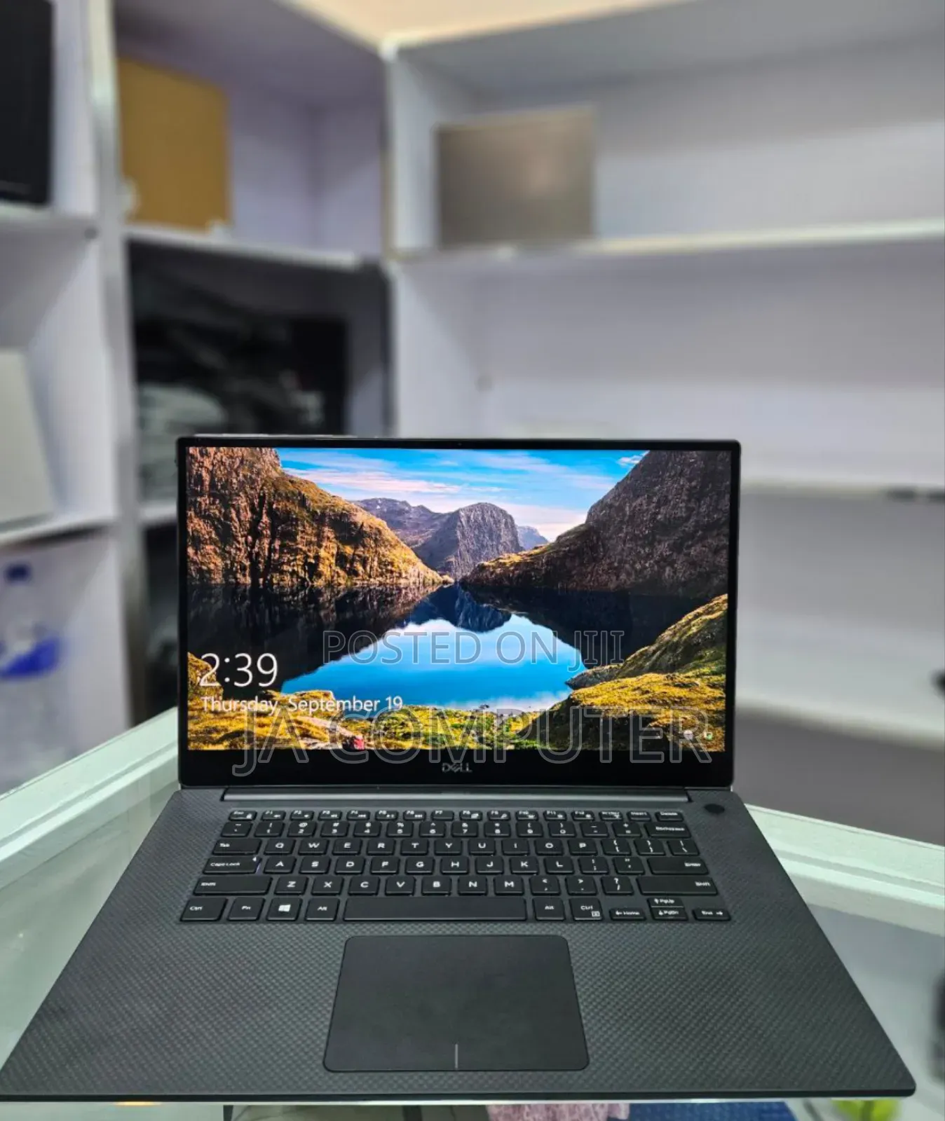 New Laptop Dell Precision 5540 32GB Intel Core I7 SSD 1T