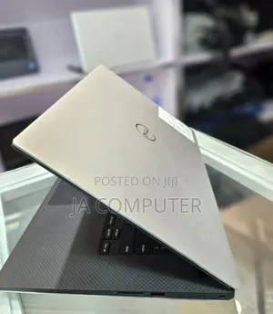 New Laptop Dell Precision 5540 32GB Intel Core I7 SSD 1T