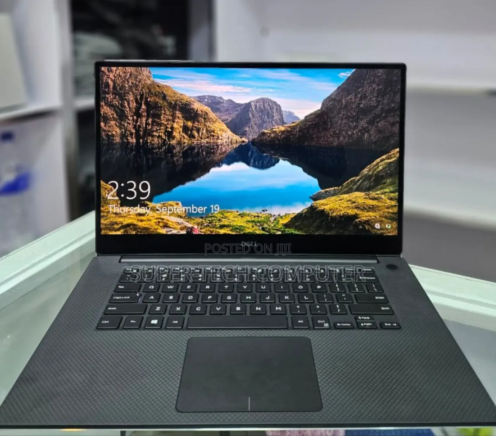 New Laptop Dell Precision 5540 32GB Intel Xeon SSD 1T