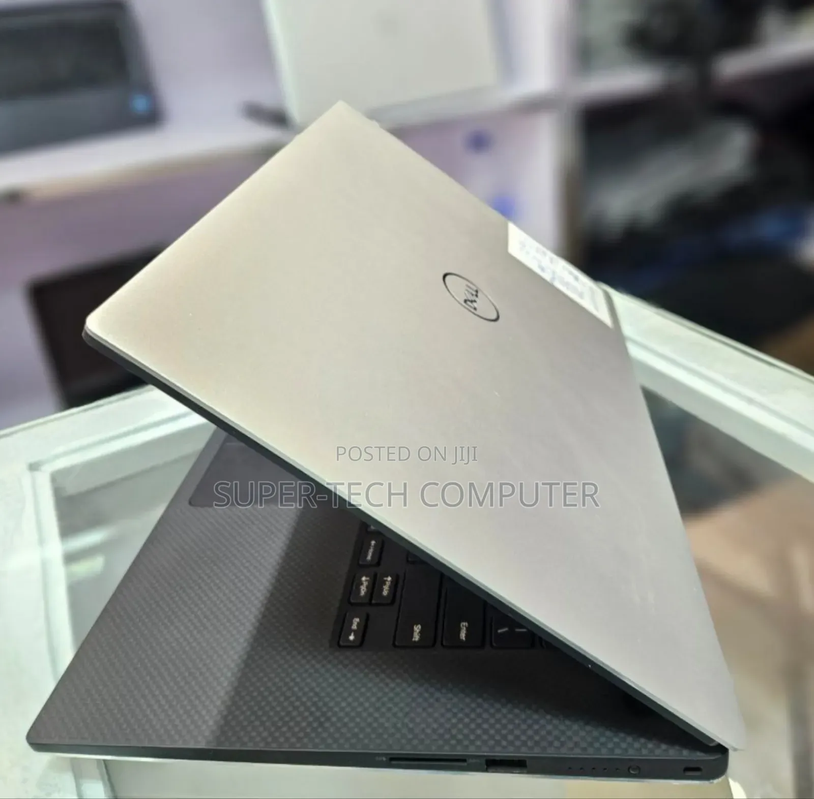 New Laptop Dell Precision 5540 32GB Intel Xeon SSD 1T