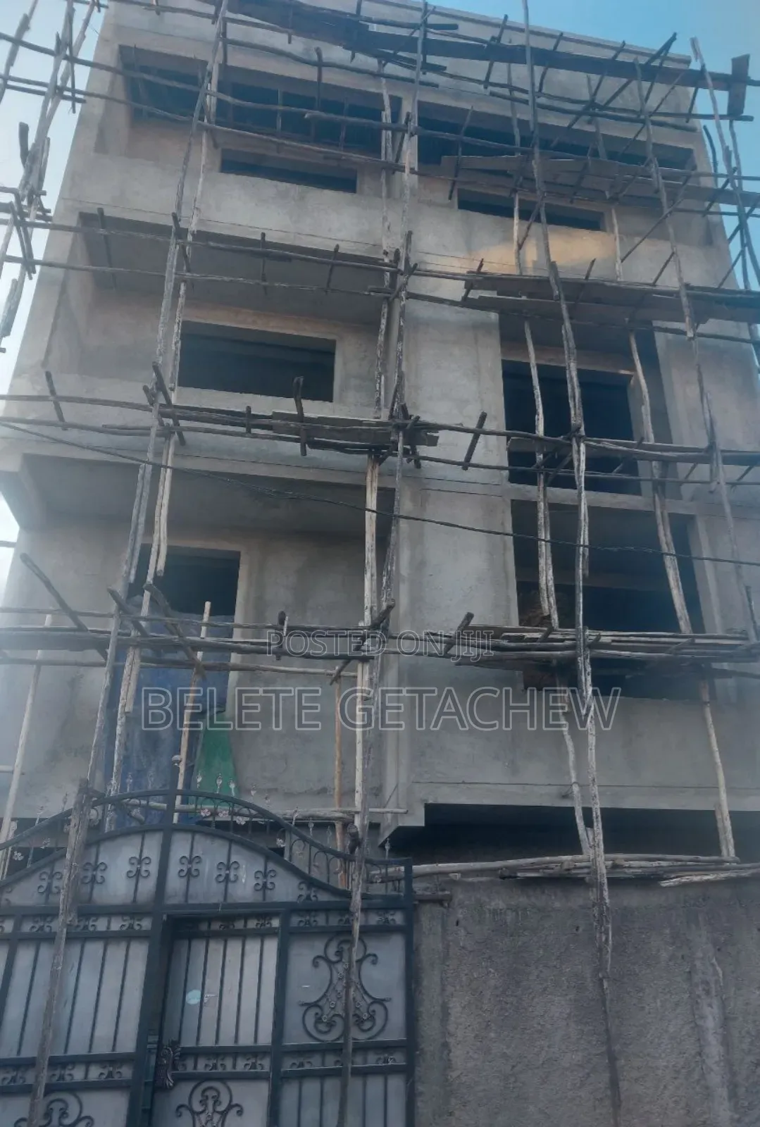 5bdrm House in Ayat, G+3, Bole for sale