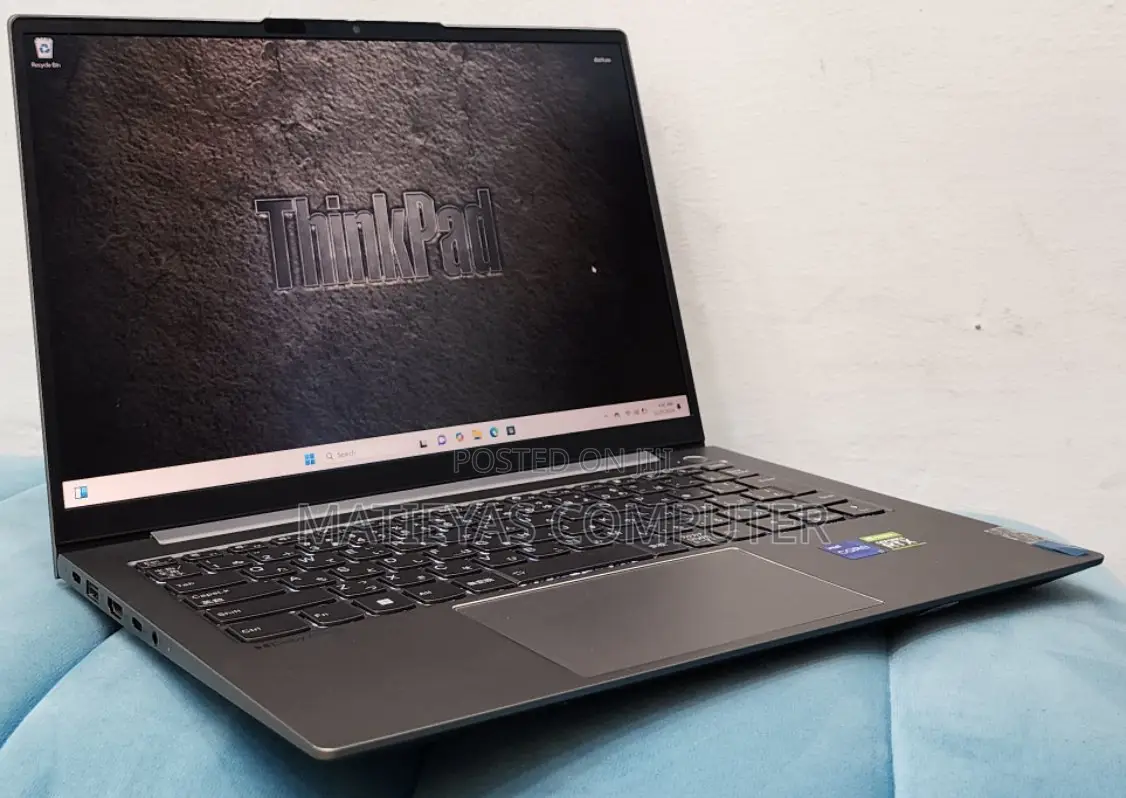 New Laptop Lenovo 16GB Intel Core I7 SSD 512GB