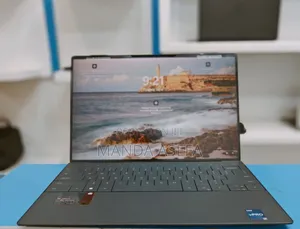 New Laptop Dell XPS 13 32GB Intel Core I7 SSD 512GB