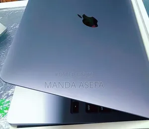 Photo - New Laptop Apple MacBook Pro 2020 16GB Intel Core I5 SSD 512GB