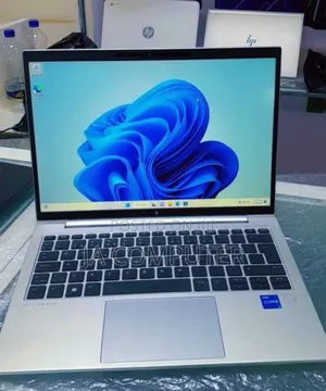Laptop HP EliteBook 830 G8 16GB Intel Core I5 SSD 512GB