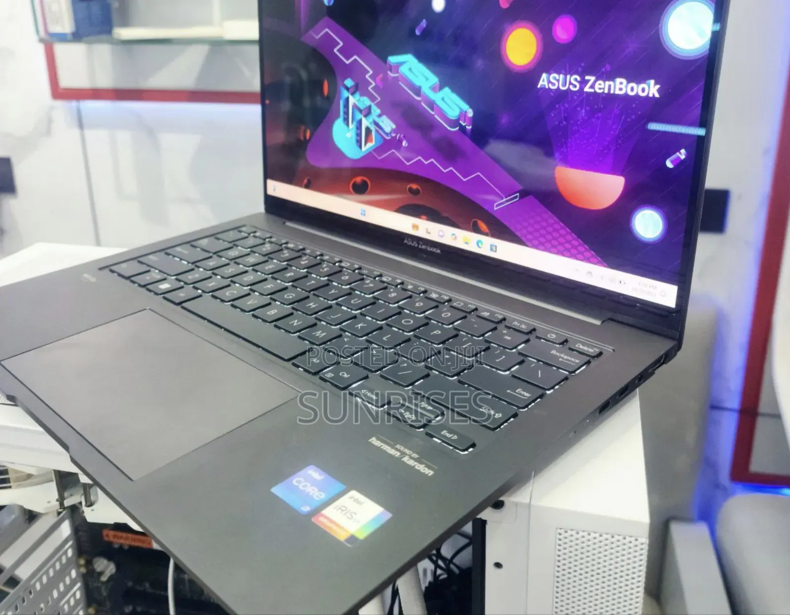 New Laptop Asus Zenbook 14 UX434 16GB Intel Core I7 SSD 512GB