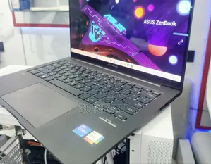 New Laptop Asus Zenbook 14 UX434 16GB Intel Core I7 SSD 512GB