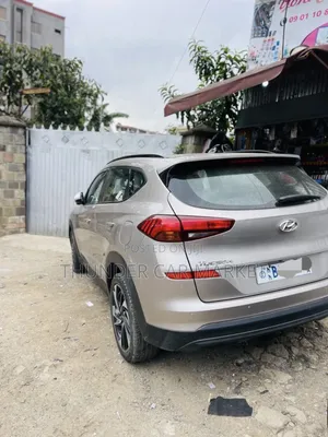 Hyundai Tucson 2020 Gold