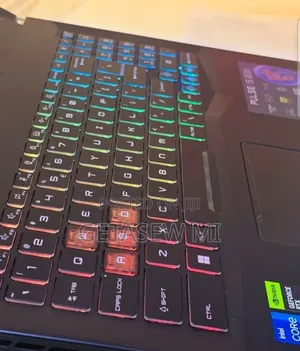 New Laptop MSI Pulse GL66 8GB Intel Core I9 SSD 1T