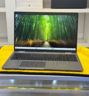 Photo - New Laptop Dell Precision 15 3520 16GB Intel Core I7 SSD 512GB