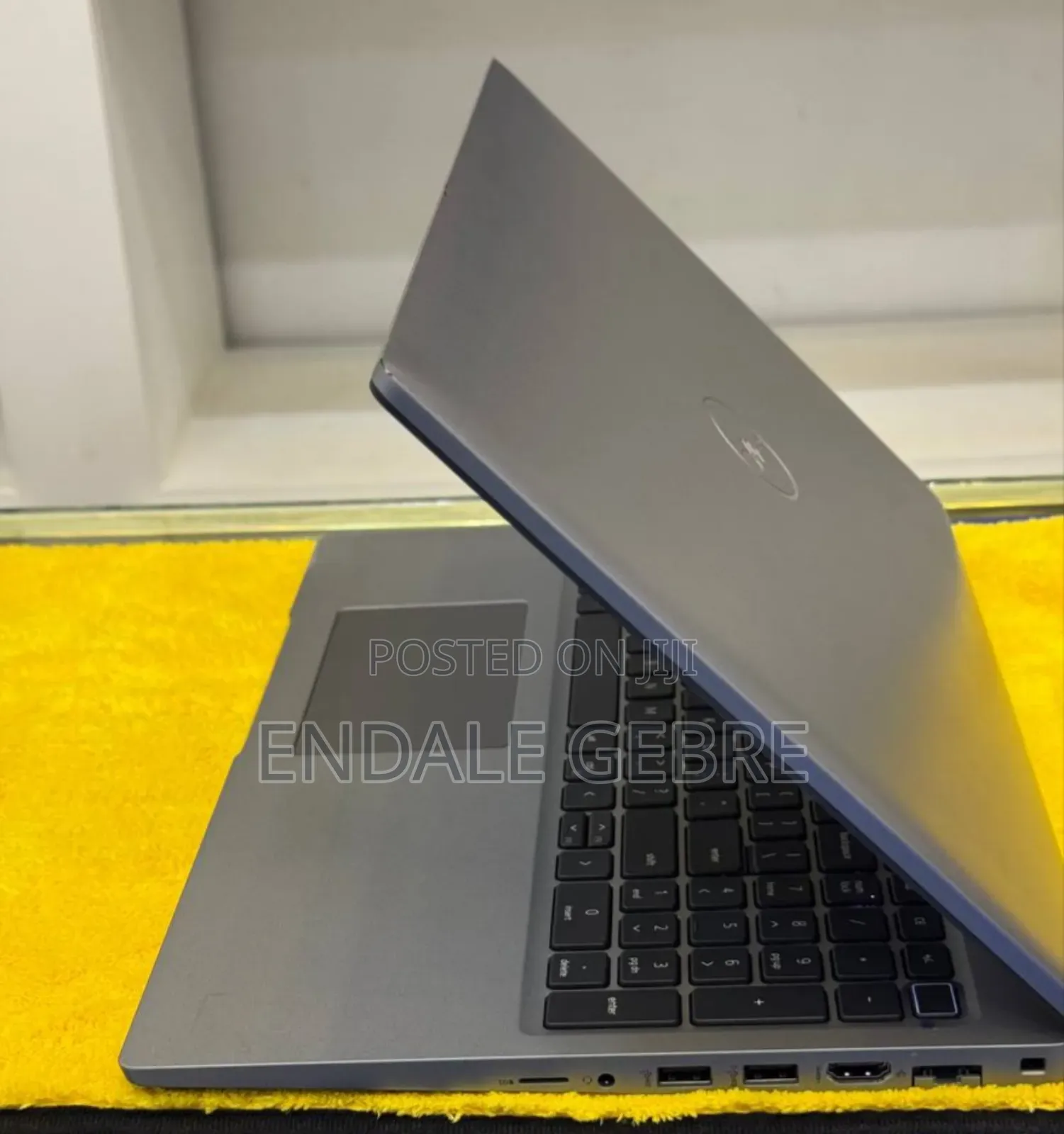 New Laptop Dell Precision 15 3520 16GB Intel Core I7 SSD 512GB