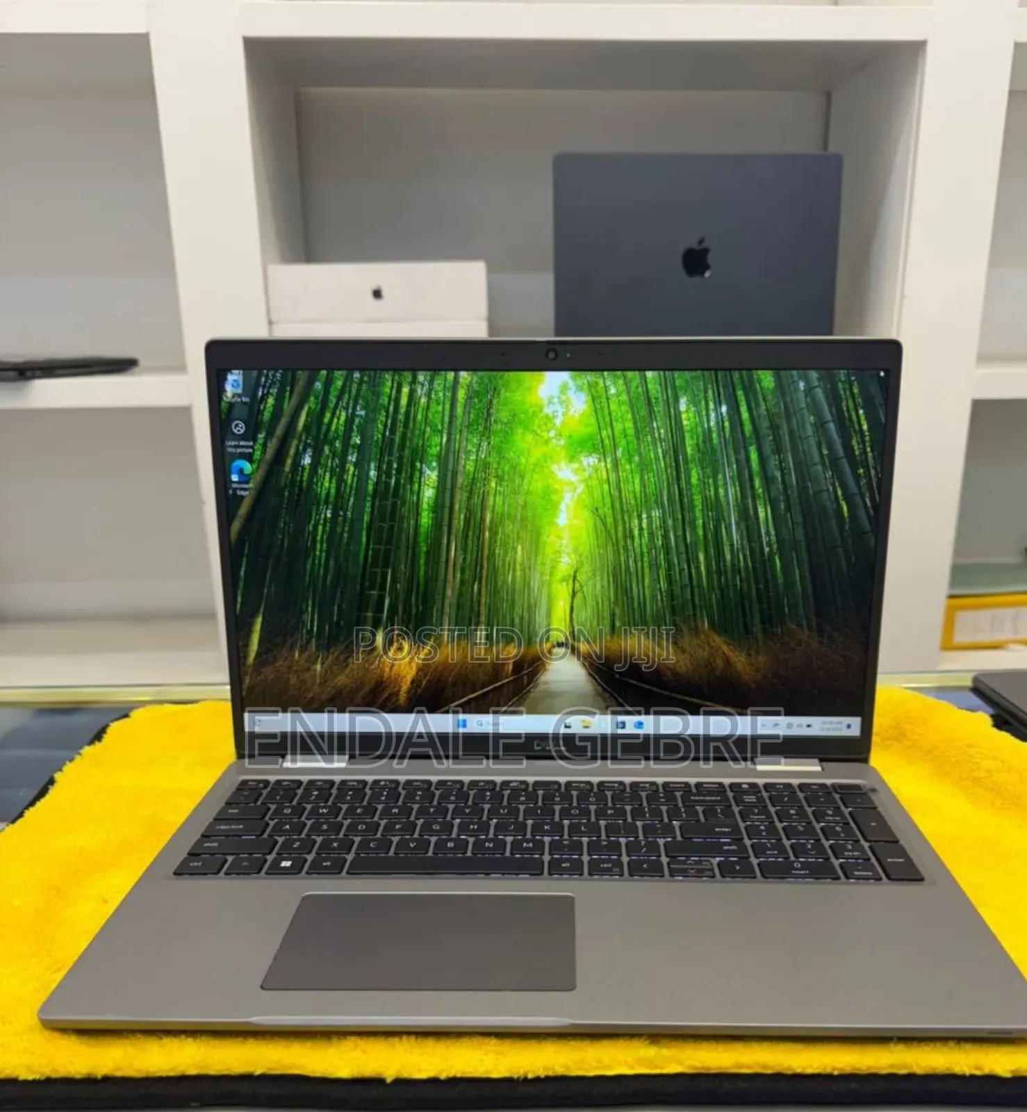 New Laptop Dell Precision 15 3520 16GB Intel Core I7 SSD 512GB