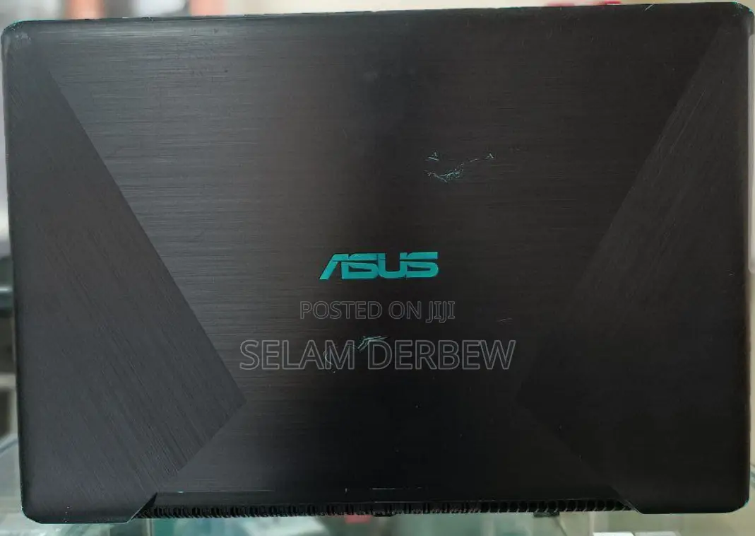 Laptop Asus VivoBook 15 X540NA 16GB Intel Core I7 HDD+SSD 256GB