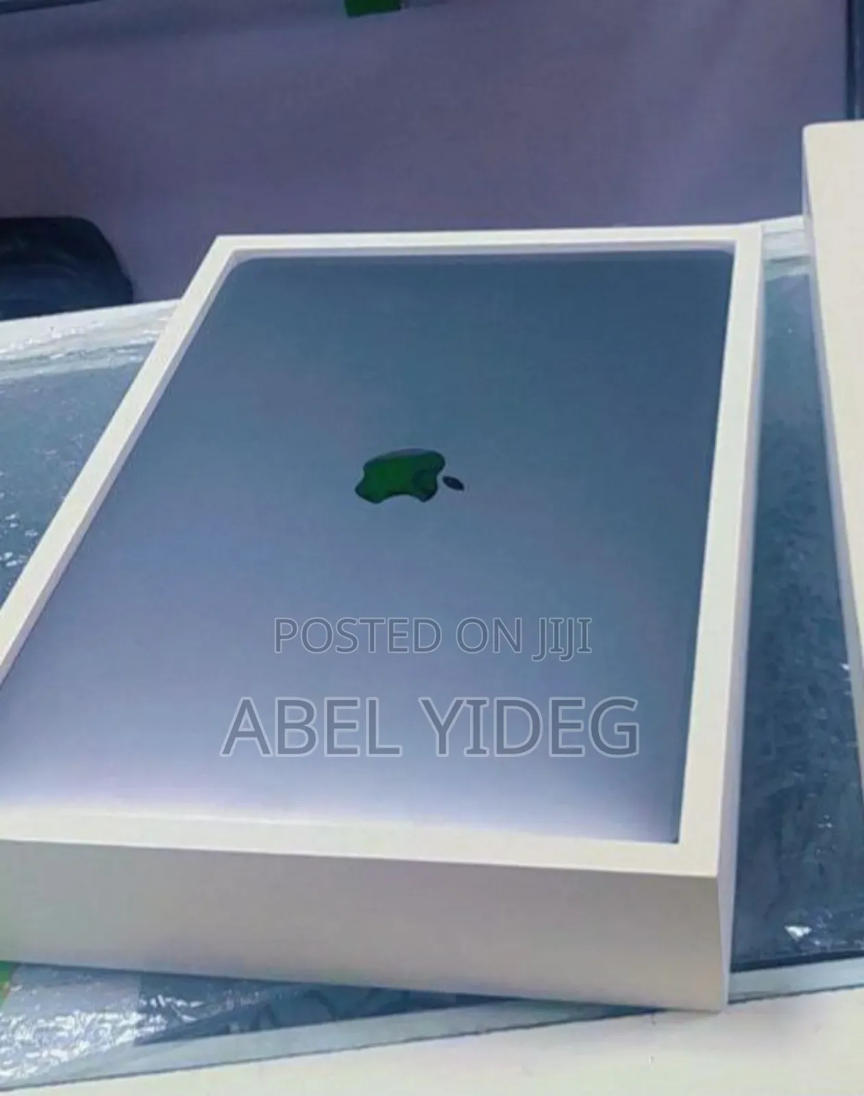 New Laptop Apple MacBook Pro 2020 16GB Intel Core I5 SSD 512GB