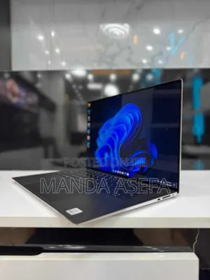 New Laptop Dell XPS 15 32GB Intel Core I7 SSD 512GB