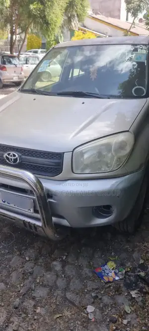 Toyota RAV4 Automatic 2003 Silver