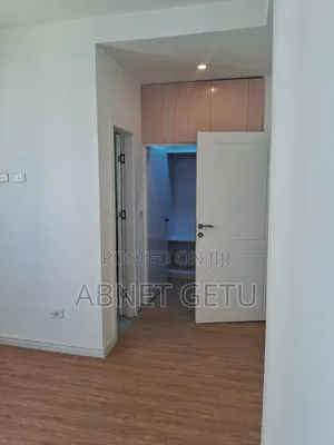 3bdrm Apartment in ጀንቦሮ ሪልስቴት, Bole for sale