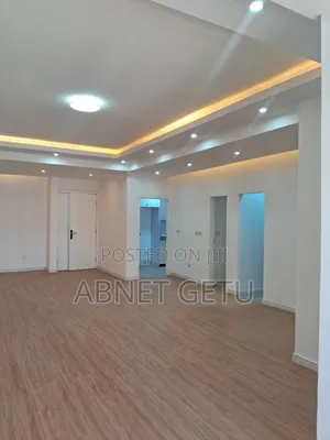 3bdrm Apartment in ጀንቦሮ ሪልስቴት, Bole for sale