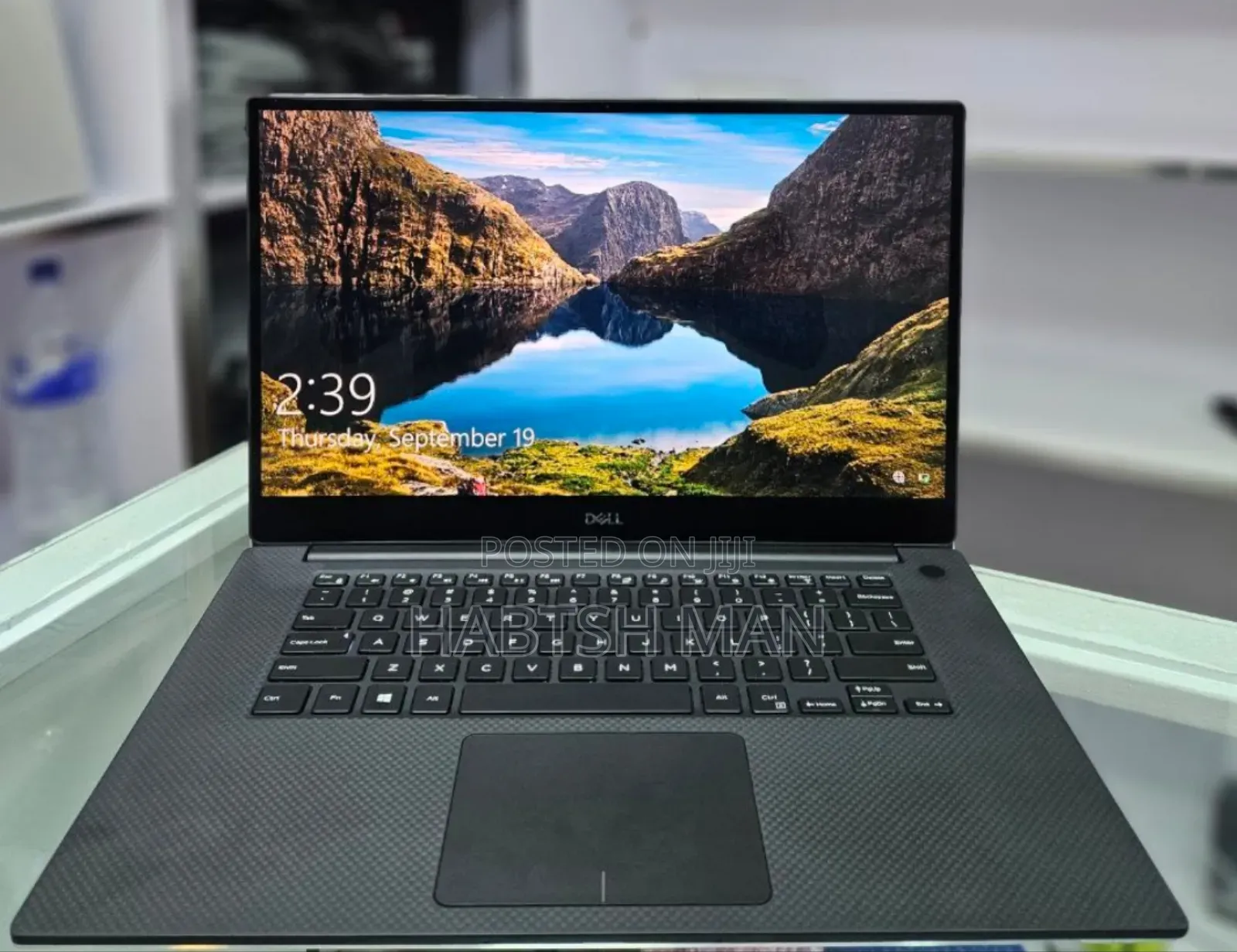 New Laptop Dell Precision 5540 32GB Intel Xeon SSD 1T