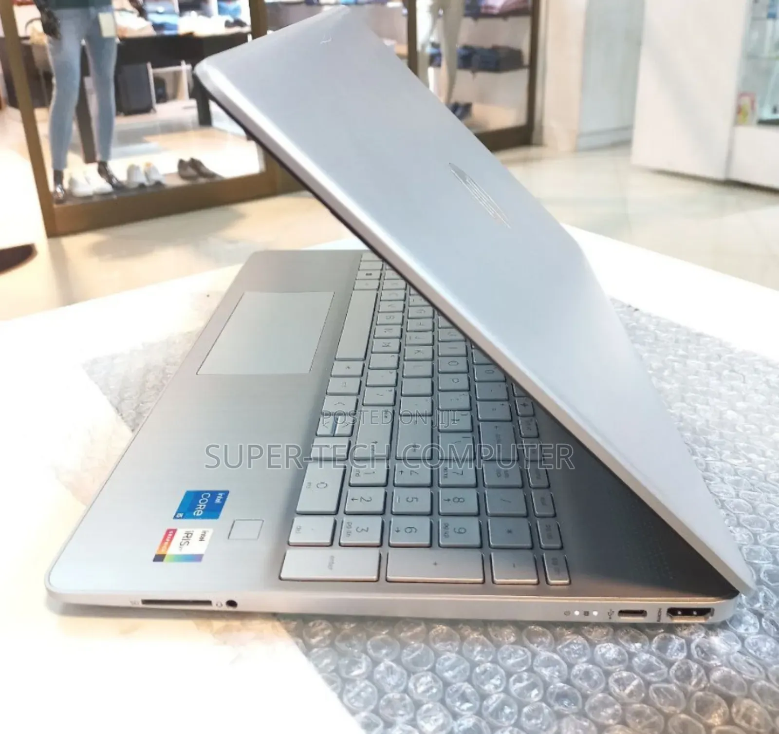 New Laptop HP Stream Notebook 8GB Intel Core I5 SSD 512GB