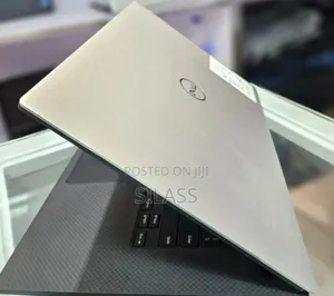 New Laptop Dell Precision 5540 32GB Intel Core I7 SSD 1T